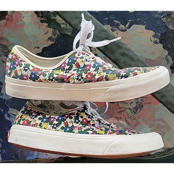 Vans Authentic Floral White Classic Canvas Skate Boat Shoes Women's Size 7.5 - Picture 2 of 6